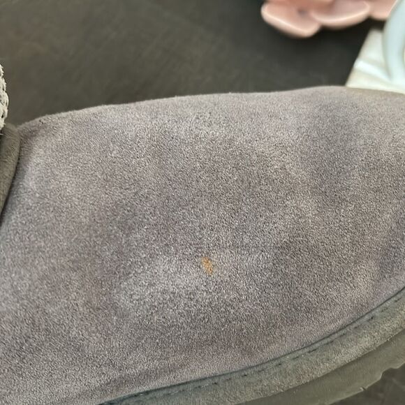 GUC UGG Australia Classic Short Woven UGGpure Lined boots(size 9) - Picture 13 of 13